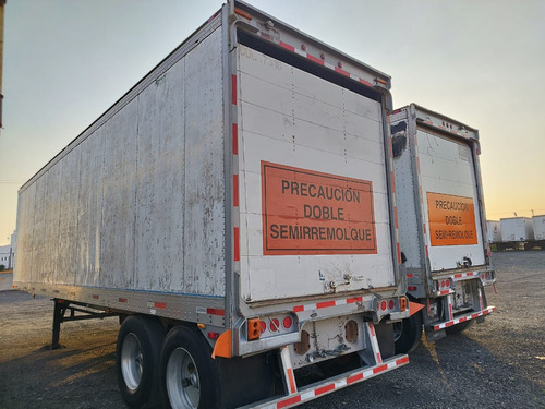 Caja Seca De 38 Pies Marca Operbus Año 2006 Con Chasis