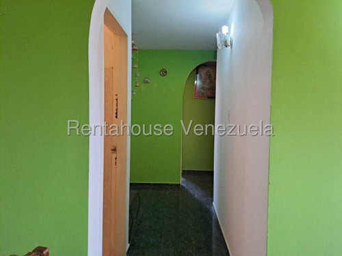 Daniela Linarez Alquila Apartamentos Amplio En Residencias La Pastoreña Barquisimeto Con Vigilancia Las 24 Horas Hermosos Acabados Con Todo Lo Basicos