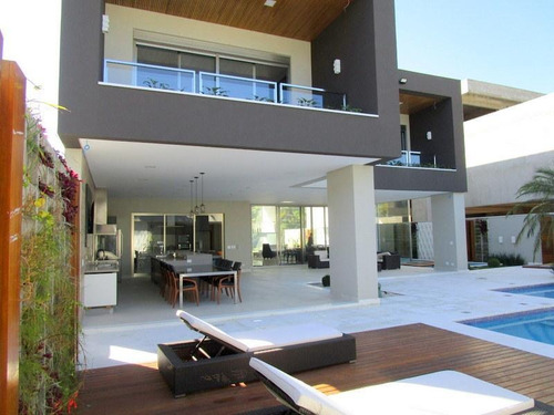 Casa À Venda No Jardim Acapulco - Guarujá/sp - Ca3074