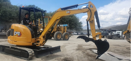 Miniexcavadora Caterpillar 303 Martillo Hidraulico Roll Off