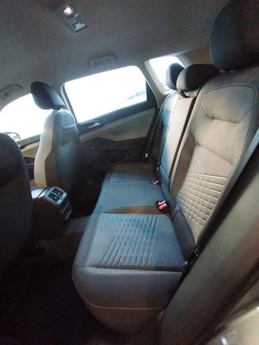 Imagen 6 de 15 de Volkswagen Taos Comfortline At Nd