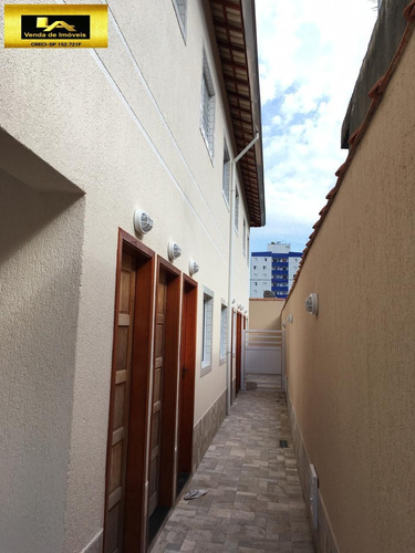 Imagem 4 de 15 de Casa Sobreposta Baixa No Canto Do Forte Em Lindo Bairro - 1346