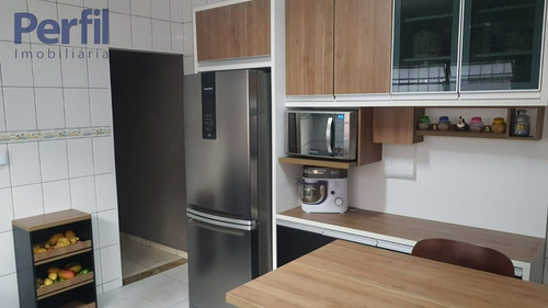 Imagem 2 de 15 de Casas - 3 Dormitórios - 2206
