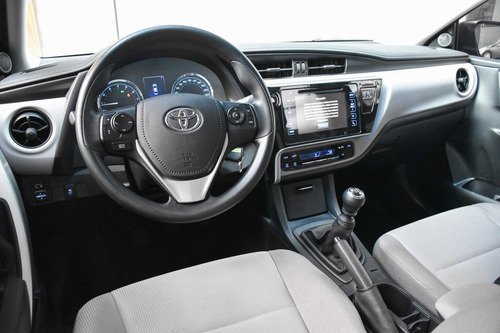 Imagen 9 de 15 de Toyota Corolla 2019 1.8 Xei Mt 140cv
