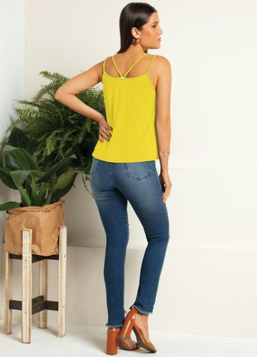 Imagem 6 de 6 de Blusa Feminina Alças Duplas Soltinha Com Decote Redondo