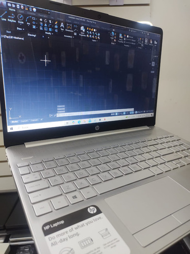 Hp Laptop 15-dw2063st. Intel Core I3 10ma 16 Ram Ssd 256 (Usado)