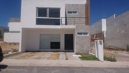 Imagen 12 de 14 de Casa En Renta En Condominio En Life I