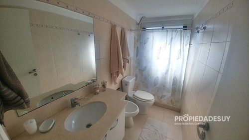 Apartamento En Venta De Un Dormitorio- Ref: 825