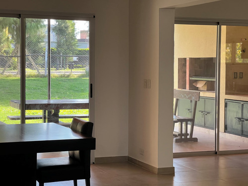 Casa En Venta En San Gabriel, Villanueva, Tigre