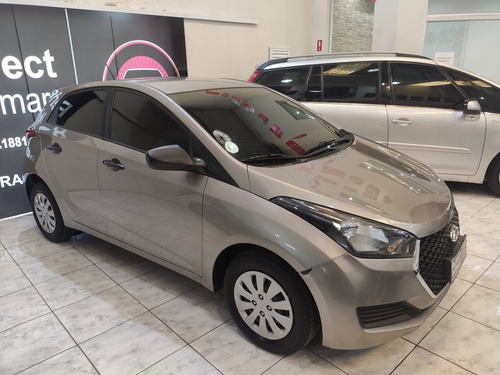 Imagem 6 de 10 de Hyundai Hb20 1.0 Unique 12v Flex 4p Manual