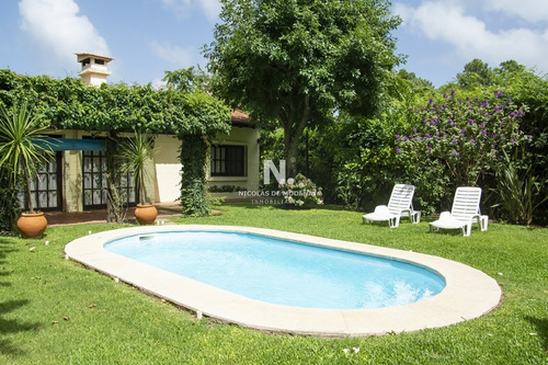 Casa En Venta En Cantegril- Ref: 3670