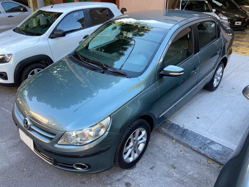 Volkswagen Voyage 1.6 Highline 101cv 2011