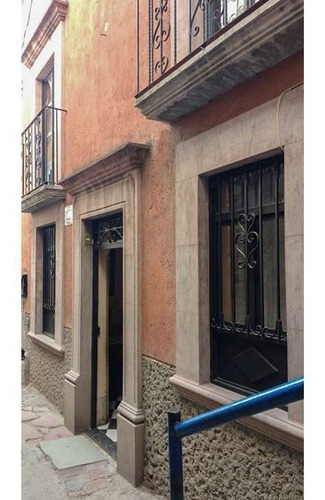Imagen 2 de 13 de Casa Soria En Venta En Calzada De La Estación - San Miguel D