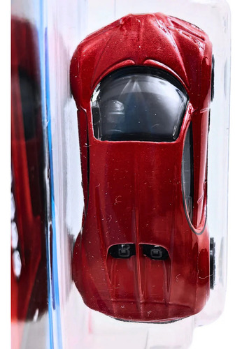 Carrito deportivo en miniatura Bugatti Chiron de 16 colores de Hot Wheels
