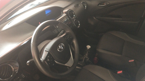 Toyota Etios 1.5 Sedan Xs 2017