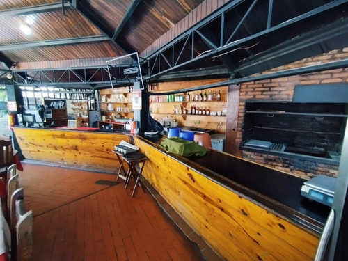 Venta De Fondo De Comercio Prestigioso Restaurant Completamente Operativo Especializado En Carnes Y Pizzas Sabanamar Isla De Margarita