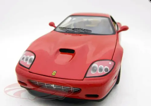 Ferrari 575 Maranello 2002 Hot Wheels Elite Miniatura 1/18