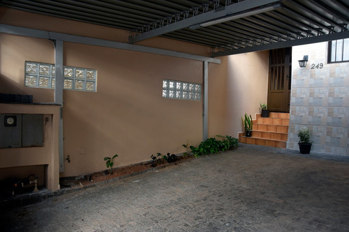 Imagem 16 de 19 de Lindo Sobrado 3 Dormitórios Região Do Jardim Marajoara - Reo258715