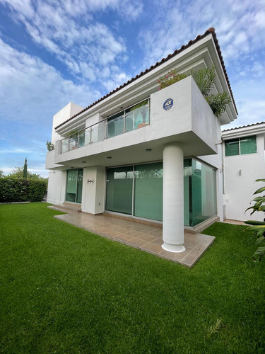 Casa En Lomas De Cocoyoc