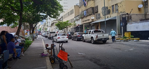 Se Vende Excelente Fondo De Comercio De Panadería Situado En Buena Zona Comercial De Caracas Em