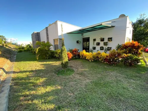 Finca En Venta En Seleccionar Barrio. Cod V12636