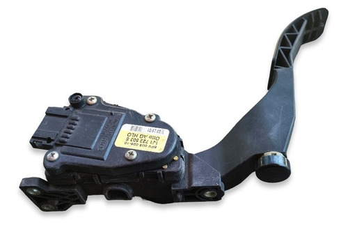 Pedal De Aceleración Volkswagen Jetta A4 / Clasico (Usado)