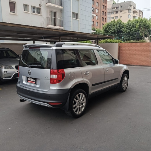 Skoda Yeti 1.2 Tsi Elegance At 4ab