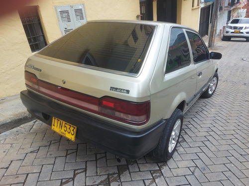 Mazda 323 Coupe - Modelo 93