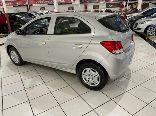 Imagem 4 de 6 de Chevrolet Onix Lt 1.0 Manual 2016