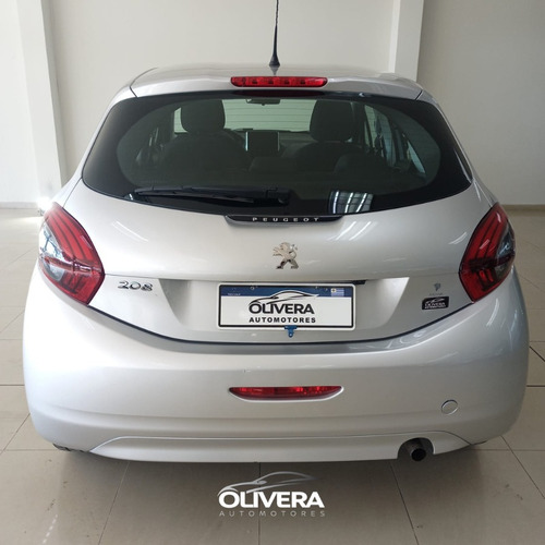 Peugeot 208 1.2 Active 82cv 5p