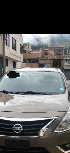 Nissan Versa Advance