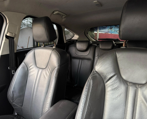 Ford Focus 1.6 SE 16V FLEX 4P MANUAL