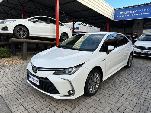 Toyota Corolla Hibrido com apenas 25.000km