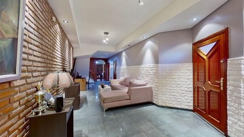 Casa Venta 4 Amb Avellaneda Parque Pileta Quincho
