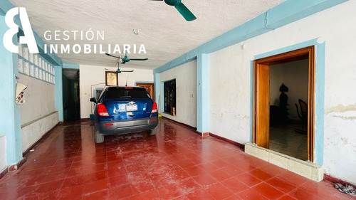 Imagen 2 de 25 de Casa En Venta En El Centro A 7 Cuadras De La Ermita Merida Y