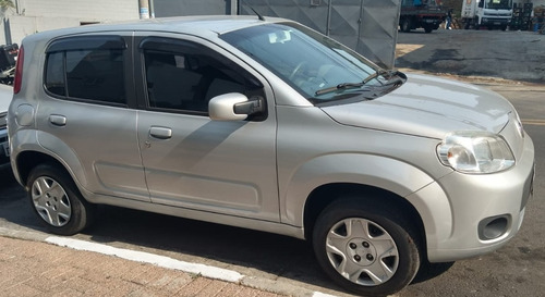 Imagem 1 de 13 de Fiat Uno Vivace Celebration 1.0 Evo Fire Flex 8v 4p Manual