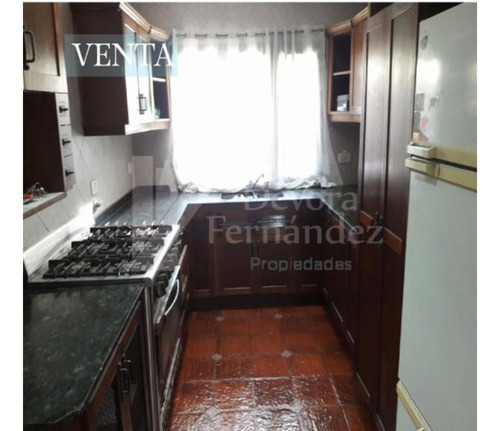Casa Con Fondo