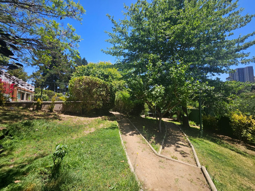 Tejada Con Niveles 4dort+4baños+10estc+bod+gy+piscina+jardin