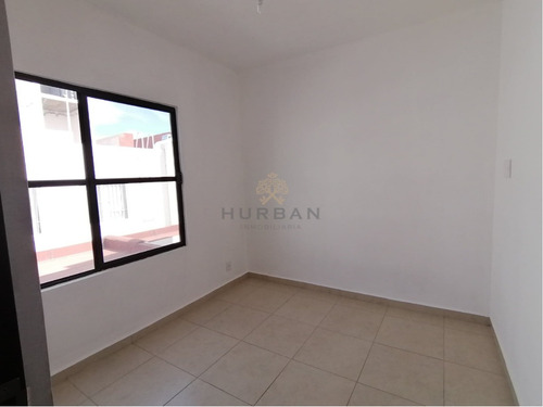 Imagen 16 de 28 de Hurban Renta Casa, Recién Pintada, De Dos Plantas Al Sur En