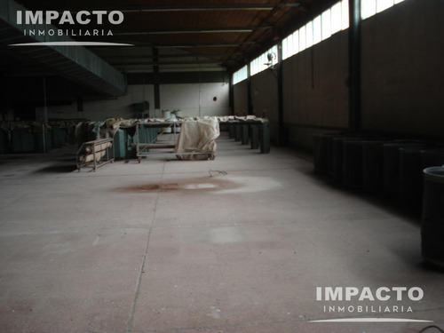 Nave Industrial En Venta - Lobos