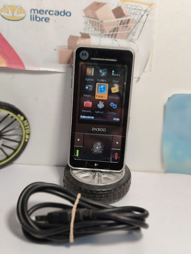 Motorola Zn 300 Telcel Funcional Leer Descripcion!! Gris Con Negro (Usado)