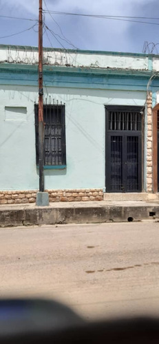 Imagen 2 de 16 de Se Vende Casa En Carupano Edo Sucre Ve02-406ca-rgon