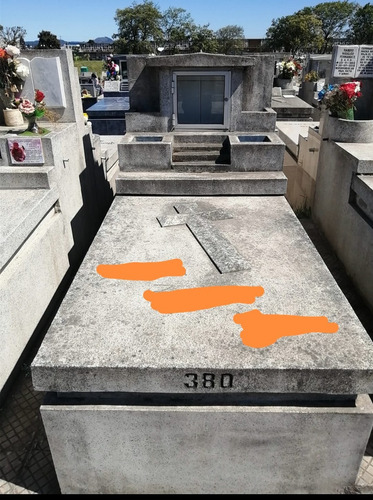 Mesa Bóveda, Cementerio General Concepcion