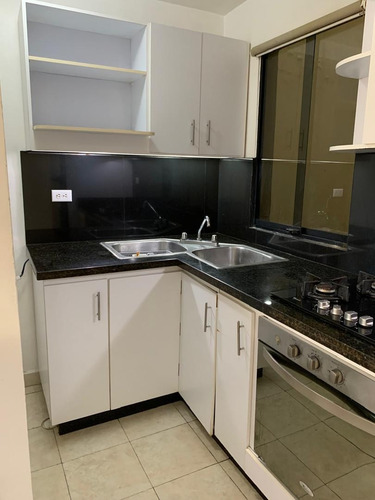 (ata-1700)apartamento En Mañongo, Res. Mi Viejo Rincon. Luz Coelho
