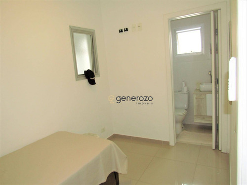 Apartamento À Venda Na Praia Do Tombo, 02 Dormitórios, Com Sacada E Garagem - Ap0393