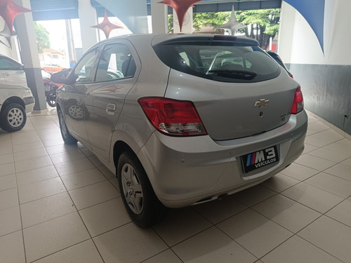 Chevrolet Onix 1.0 Lt 5p
