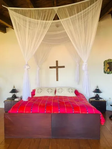 Casa En Venta En Colonia El Cerrillo, Valle De Bravo, Estado De México