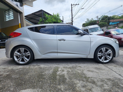 Hyundai Veloster 1.6 16V GASOLINA 3P AUTOMÁTICO