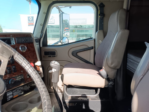Tracto Camión International 9200 Año 2013