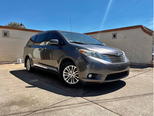 Toyota Sienna 3.5 Xle Piel Mt